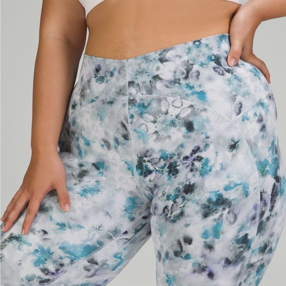 Lululemon Align High Rise legging 28" Full Length Size 6 - Picture 2 of 3